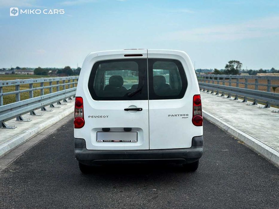 Peugeot Partner 5 osób WYPOŻYCZALNIA / Wynajem busów dostawczych