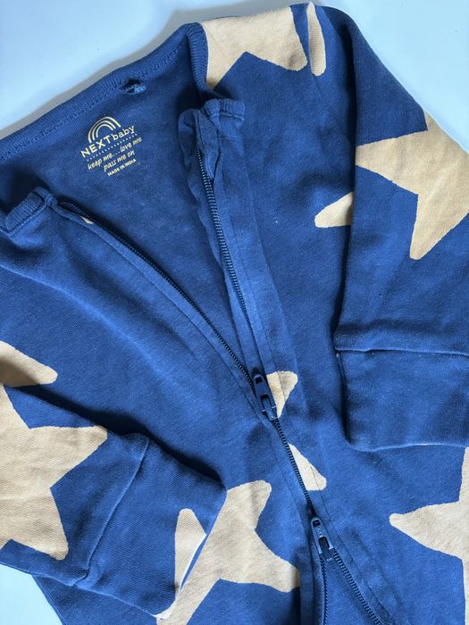 pajacyk, śpioszek firmy Next Baby na zamek