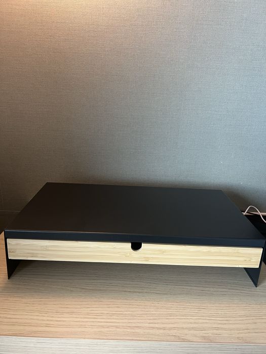 IKEA ELLOVEN Podstawka pod monitor z szufladą czarny Ikea