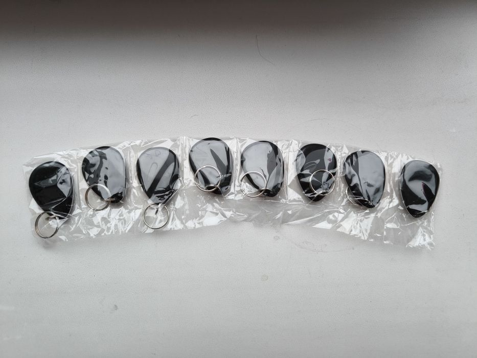 Видео Домофон на две квартиры с двумя мониторами