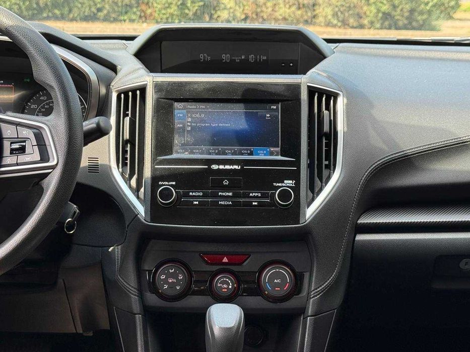 Avtoreal Subaru Impreza Бензин 2.0