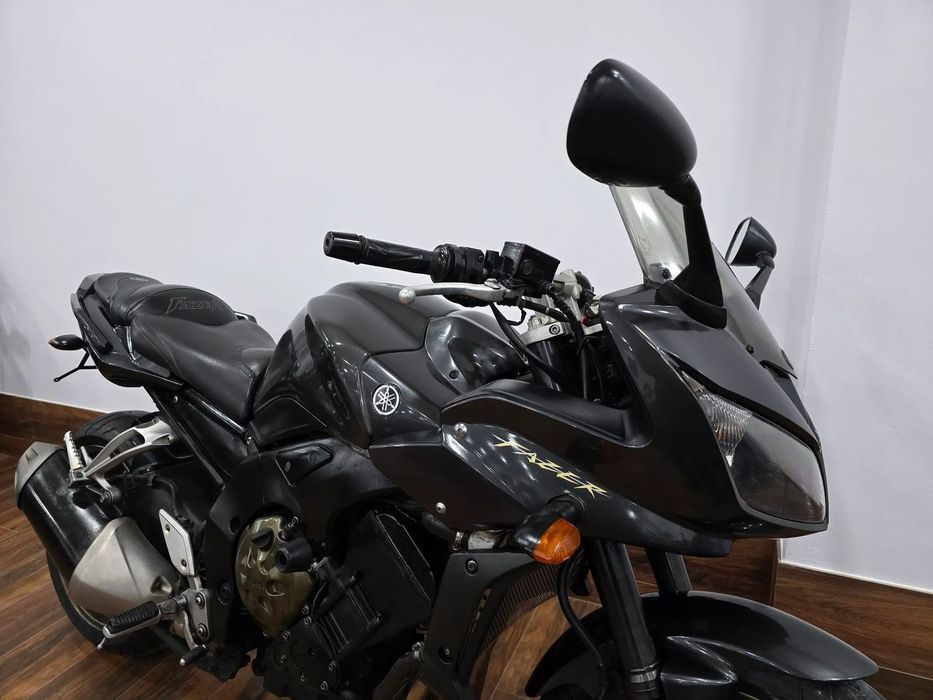 Yamaha FZ YAMAHA FAZER 1000 FZ1 Fzs 1000 cbf1000