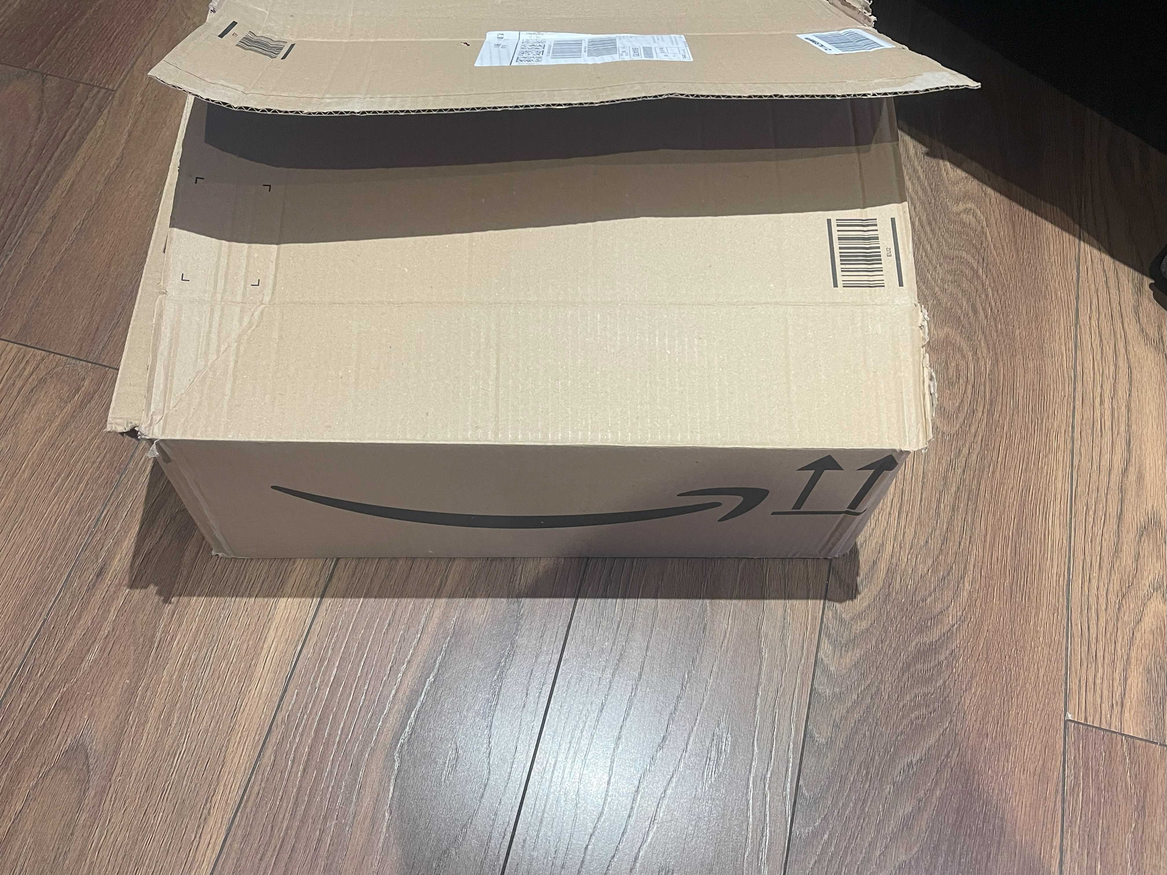 BOX Amazon, zakup w ciemno, etui z klawiaturami iPad, Galaxy 17szt.