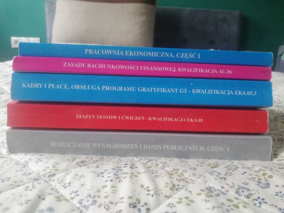 Podręczniki książki technik ekonomista EKA.04 EKA 05 B.Padurek