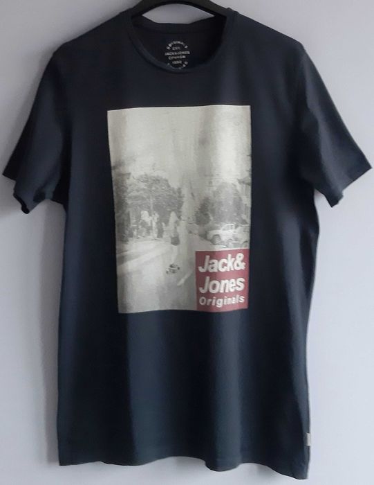 Granatowy T-Shirt