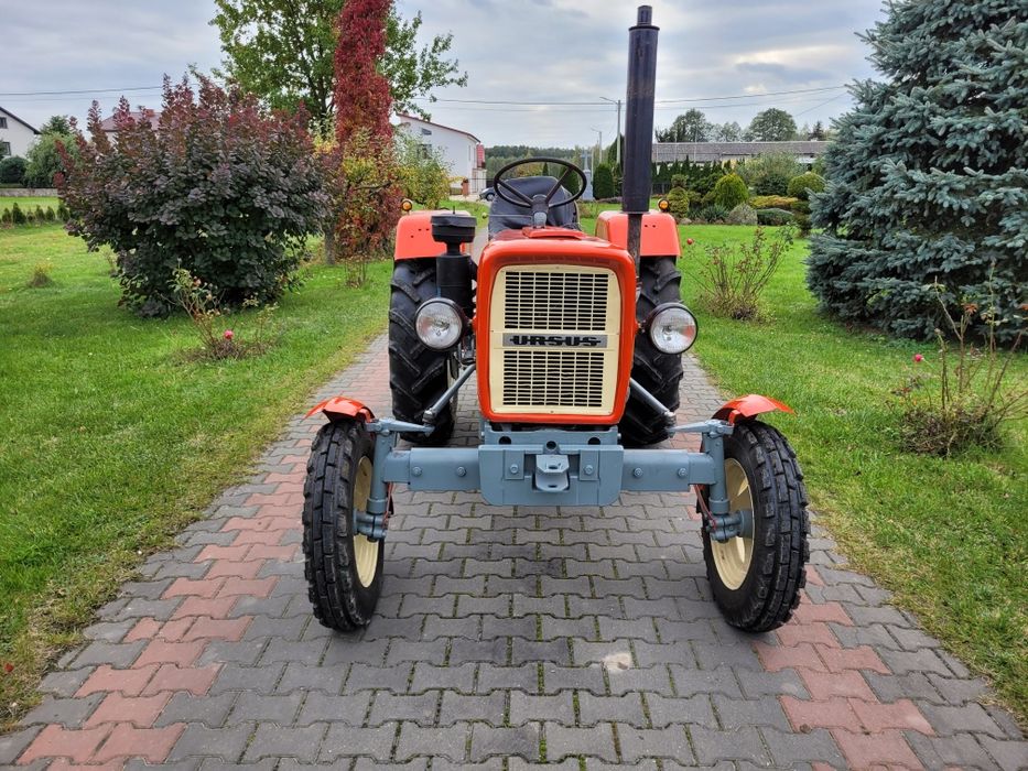 Ursus C330 Rok 1985 Wyposażony w Zależny wałek