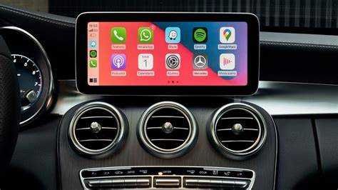 Apple Car Play/ Android Auto