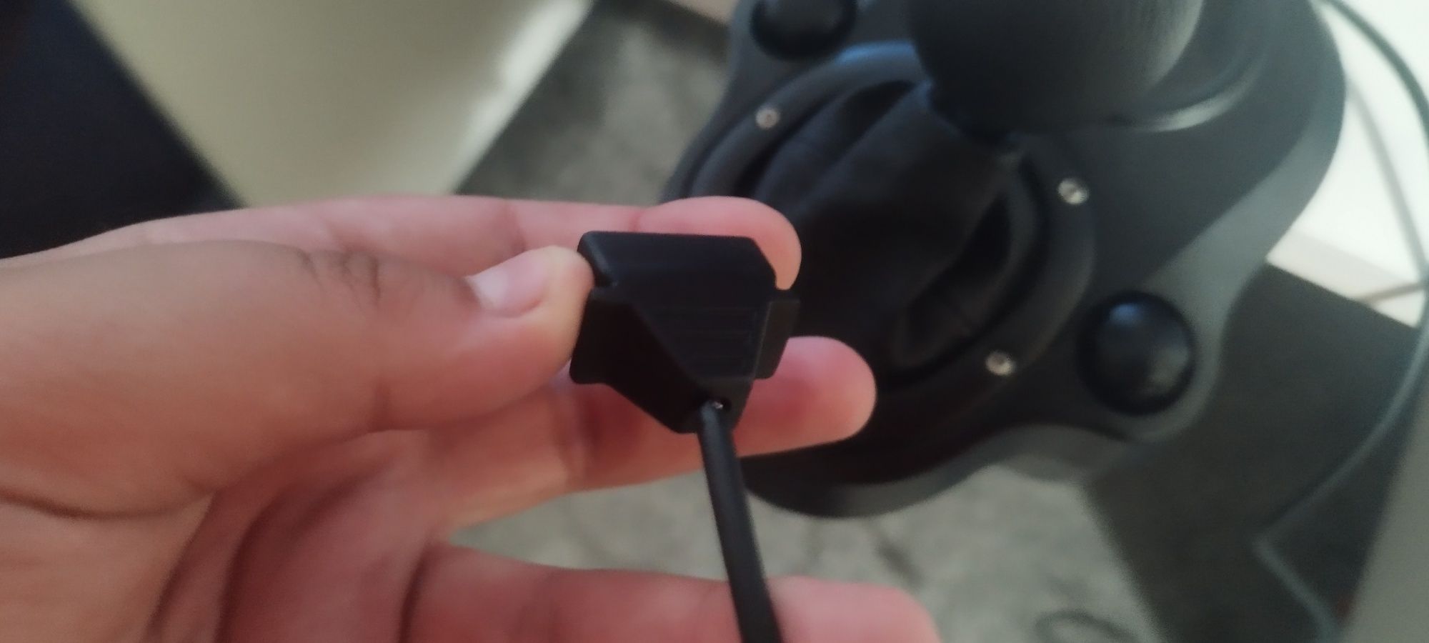 Sprzedam kierownicę Logitech  920g