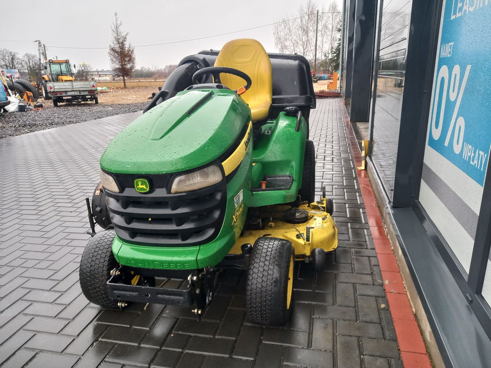 Profesjonalny John deere x540 traktorek komunalny z kosiarka