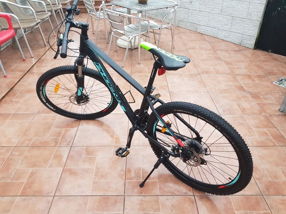 Bicicleta roda 26 travão de disco  suspensão regulável em  alumínio