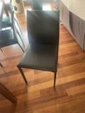 Krzesła skórzane 8 sztuk