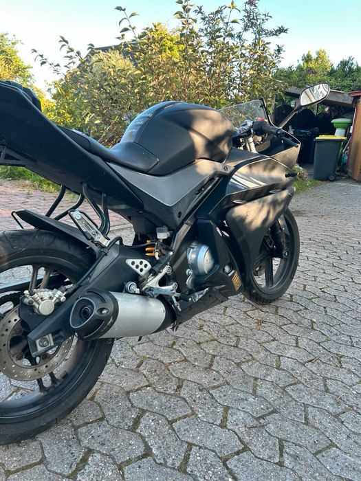 Yamaha YZF 125R    2008