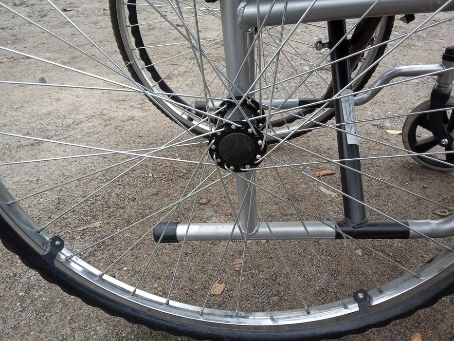 Инвалидная коляска