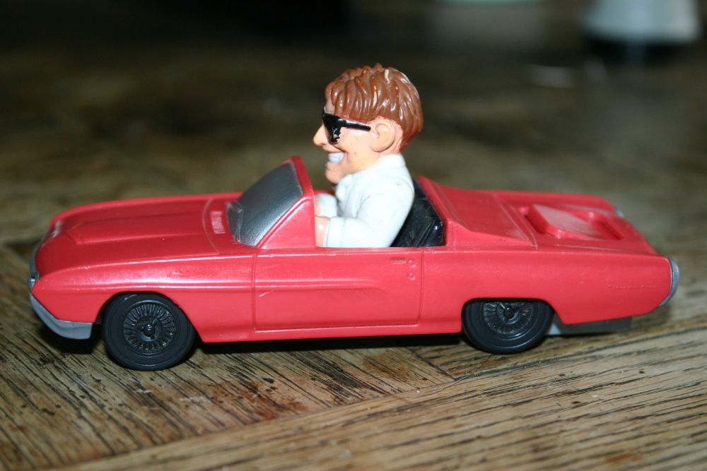 Kolekcjonerska figura z filmu Flubber