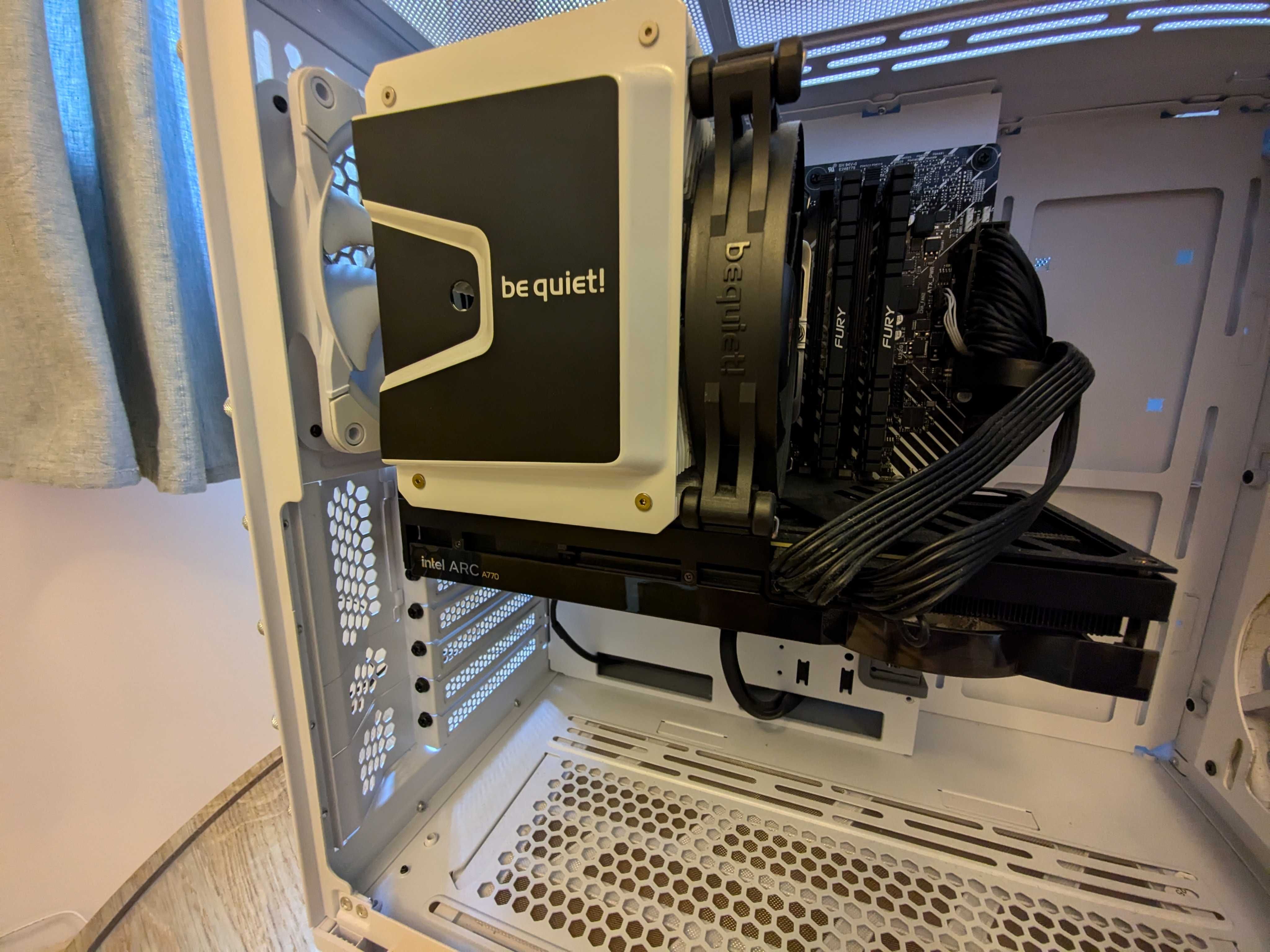 Komputer do gier i pracy: ARC A770 16GB VRAM, 32GB RAM, i5-13400F