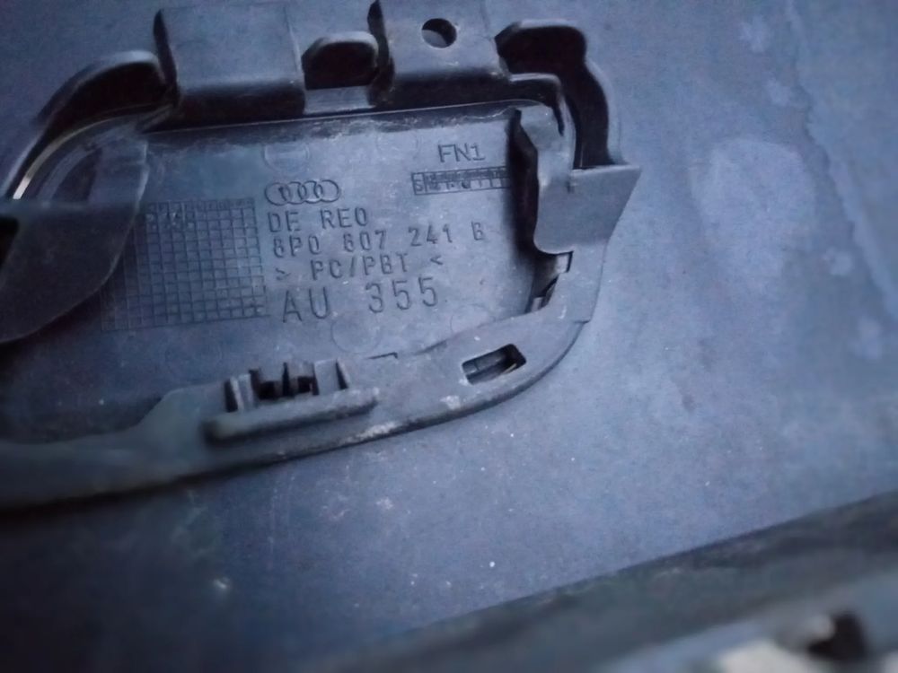 audi a3 lift zderzak przedni czarny 8p0 przód  czarny ładny orygina