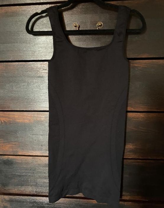 Корегуюча утягуюча майка