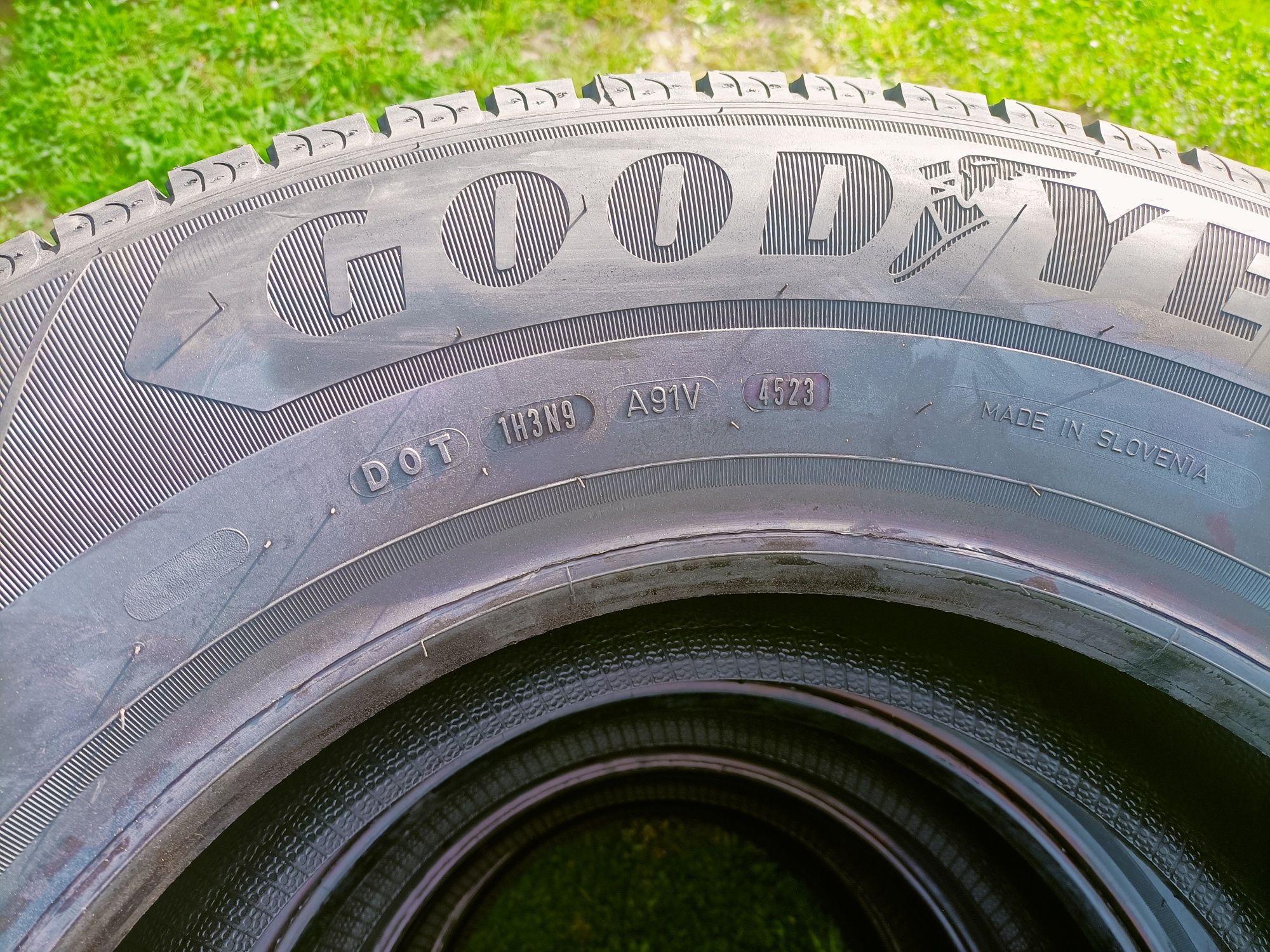 Goodyear Efficientgrip Cargo 225/75 R16c 121/120 R C nowe!