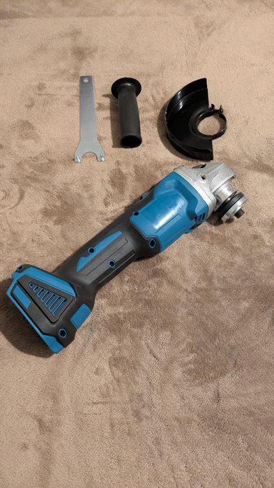 Акумуляторна болгарка АКБ Makita