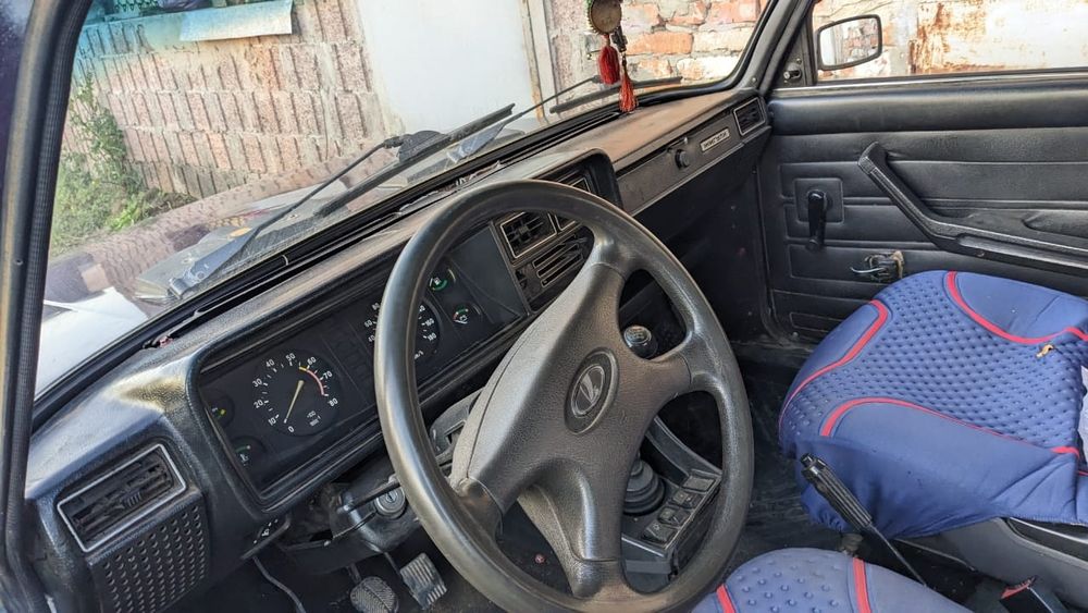 Автомобіль ВАЗ 2107