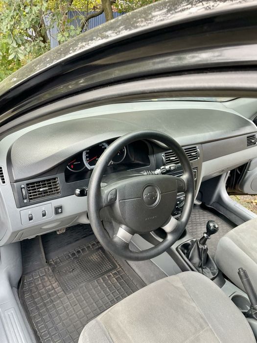 Chevrolet lacetti 2012 рік.в рідній фарбі.