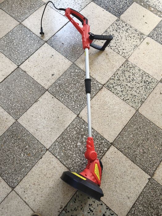 Aparador de relva Maxmat