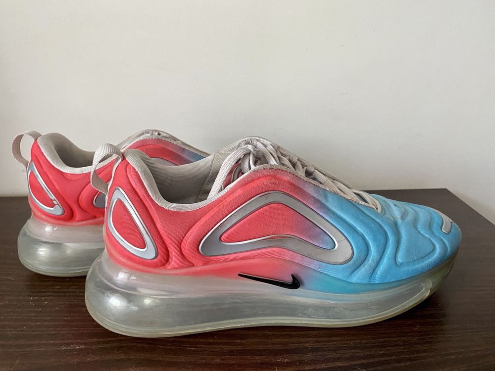 nike air max 720 Lava Glow/Black-Blue Fury