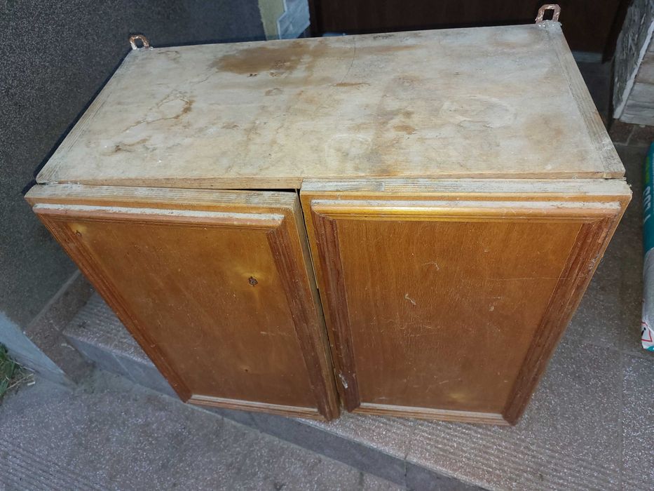 szafka drewniana  zawieszana do warsztatu Okazja  !!  !!