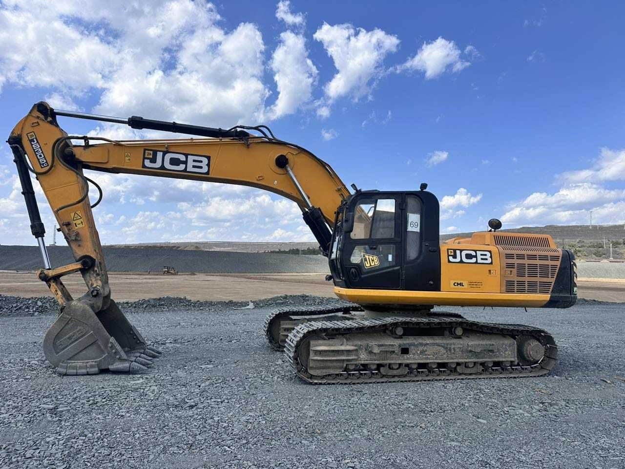Послуги екскаватора гусеничного JСB 205LC, JСB JS305LC