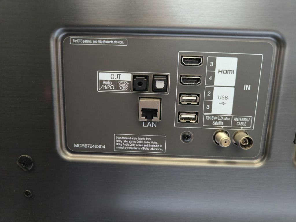 TV LG 75 polegadas ecrã nao liga