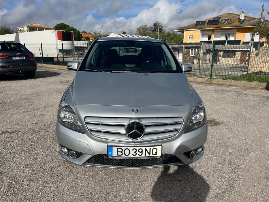 Vendo Mercedes calasse B180 automático