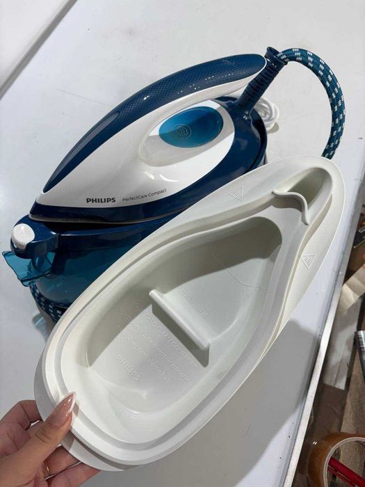Philips PerfectCare Compact Stacja prasująca