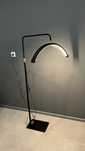 Nowa lampa moon półksiężyc bezcieniowa kosmetyczna do rzęs