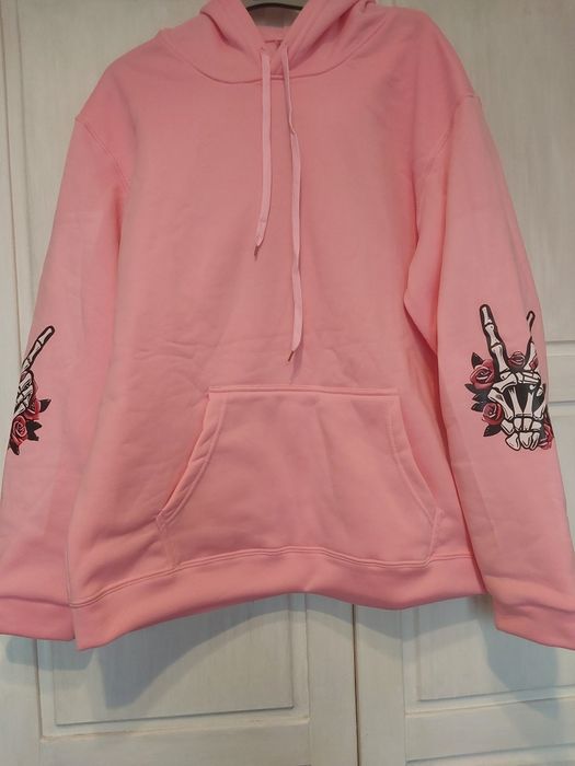Bluza ocieplana kangur  różowa czaszka alternative goth anime Shein