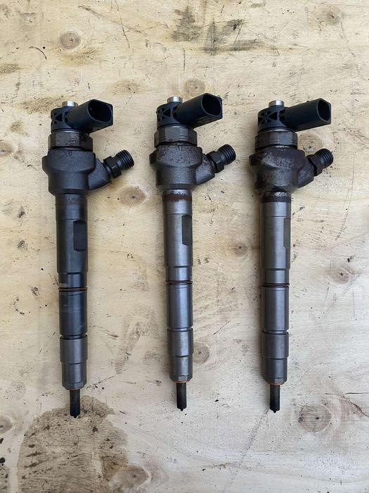 Форсунка 03L 130 277 L Passat B6 B7 CC Superb 2 Octavia A5 VW Crafter