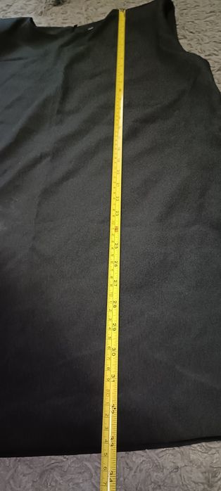 Sukienka zara czarna xl. Poduszki na ramionach