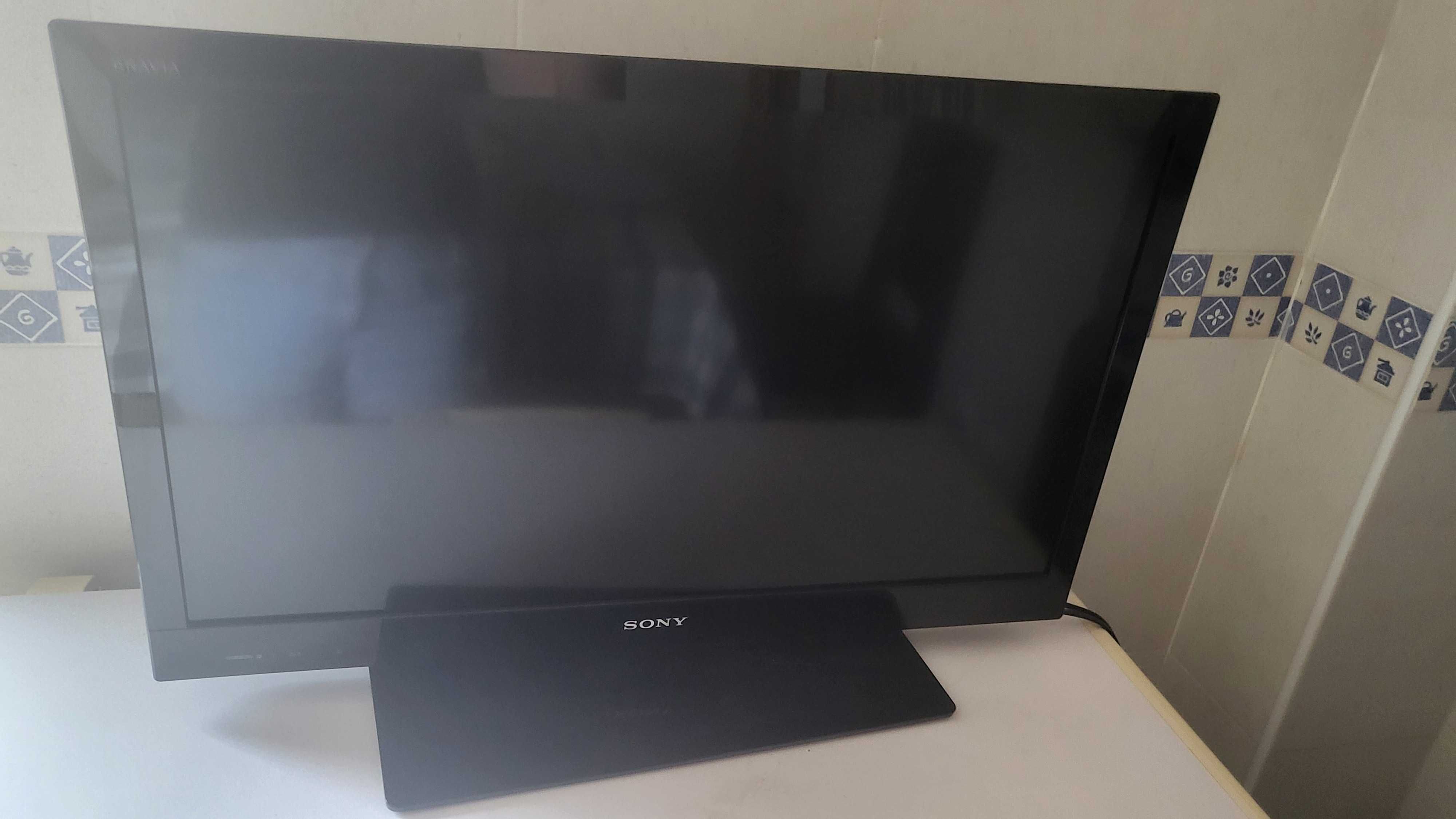 Tv samsung usada em bom estado e com comando