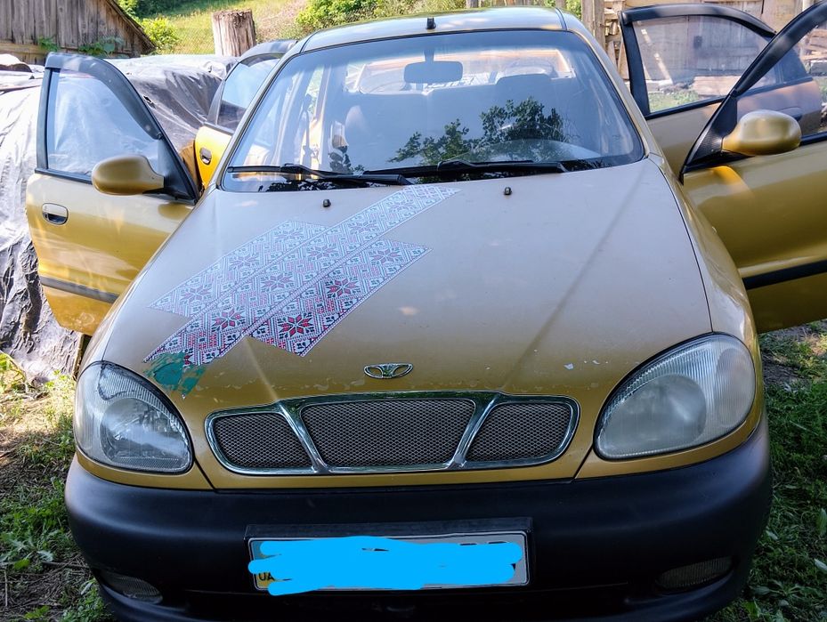 Продам сенс 1.3 в хорошому стані