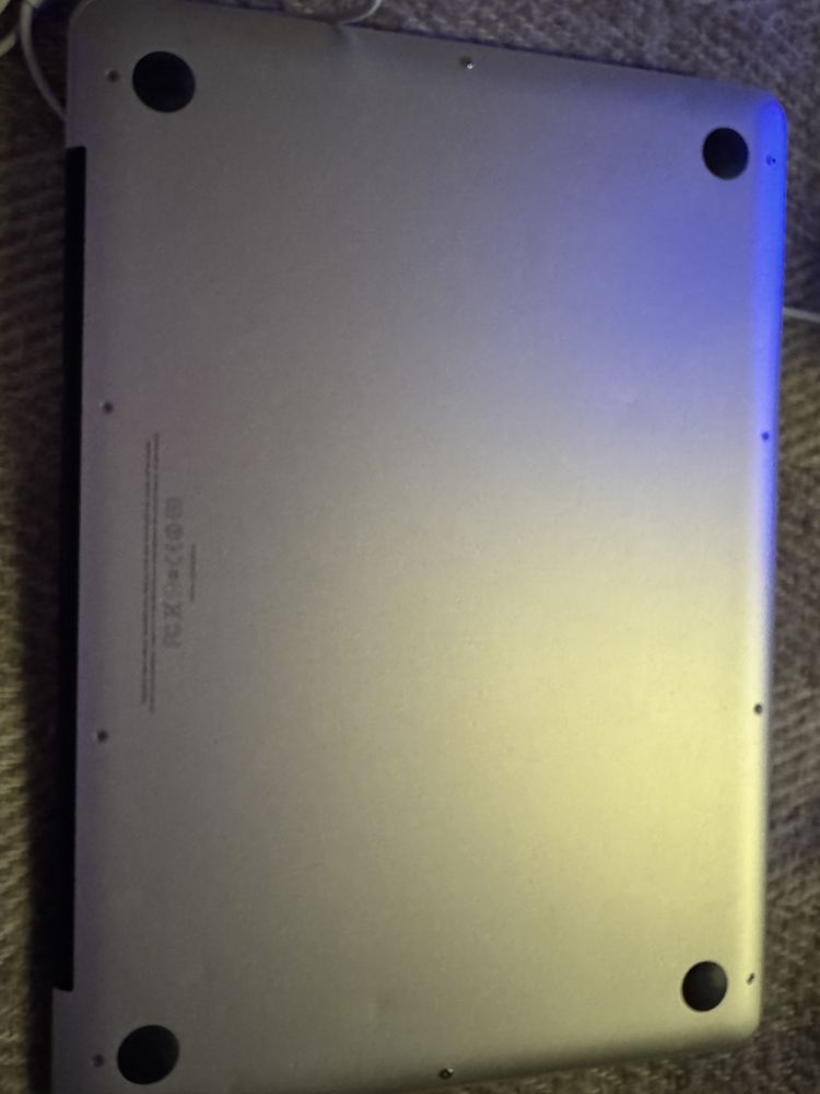 Macbook pro A1278 I7-4gb. Bez SSD i ladowarki
