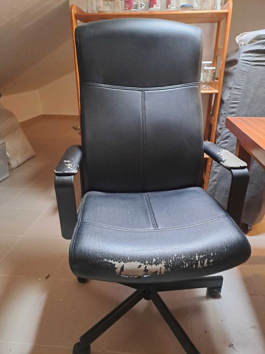 Cadeirão IKEA para escritório
