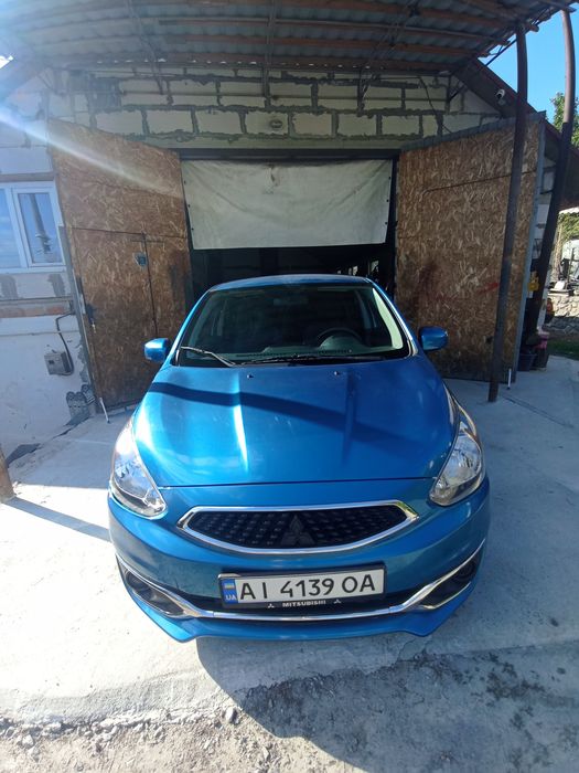 Mitsubishi Mirage 2019.