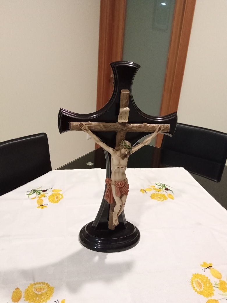 Cruz de Cristo em marfinite