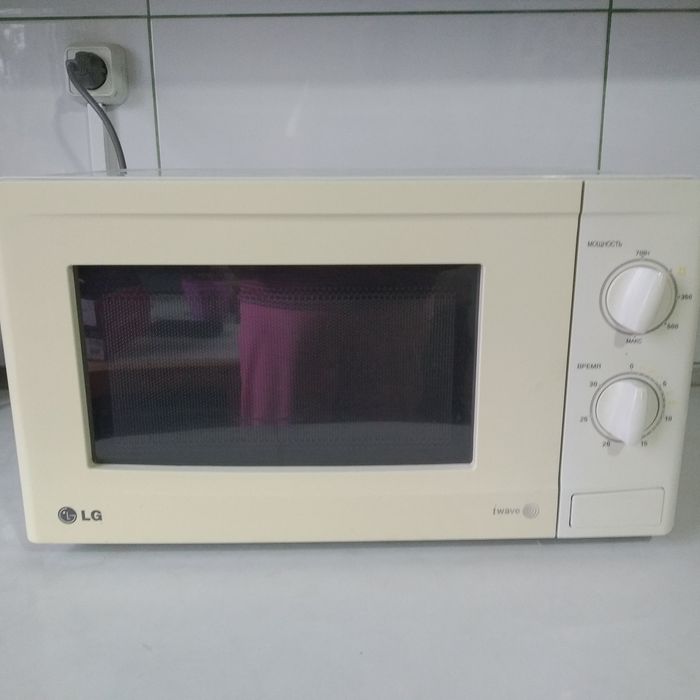 Микроволновка LG MS2021F, мікрохвильова піч LG робоча