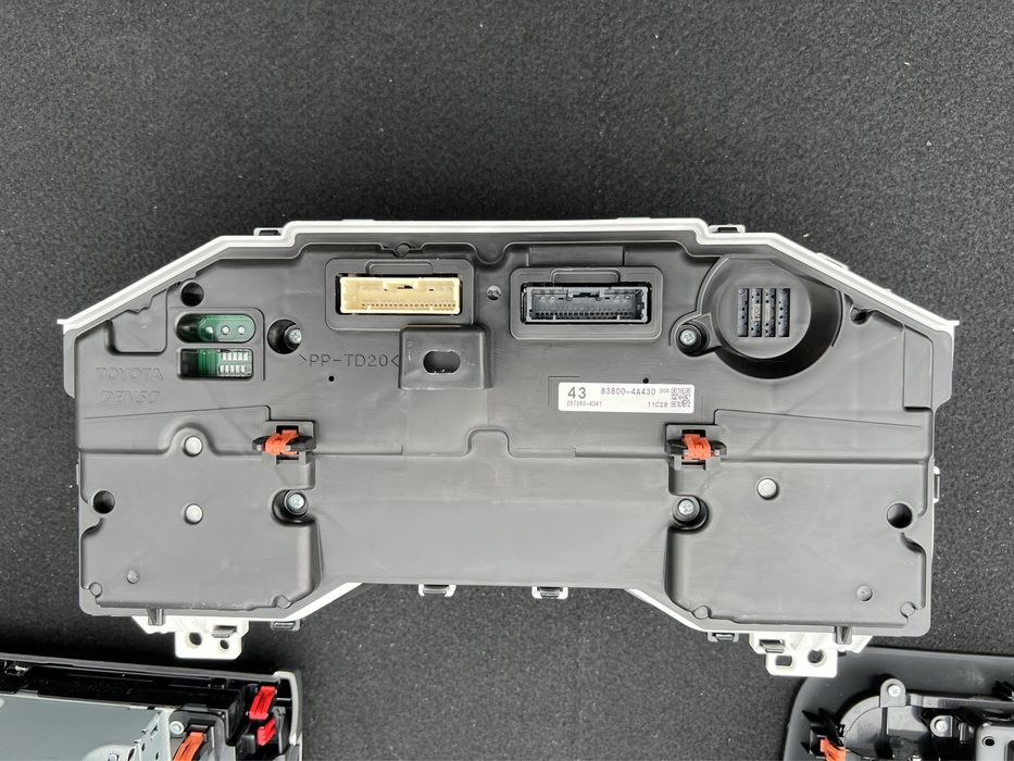 Toyota RAV4 2019-2023 Руль Магнитола Щиток приборов Зарядка. РАЗБОРКА