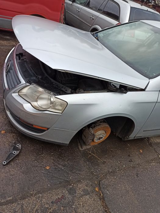 LA7W zderzak przód przedni maska Volkswagen passat b6 pas wzmocnienie