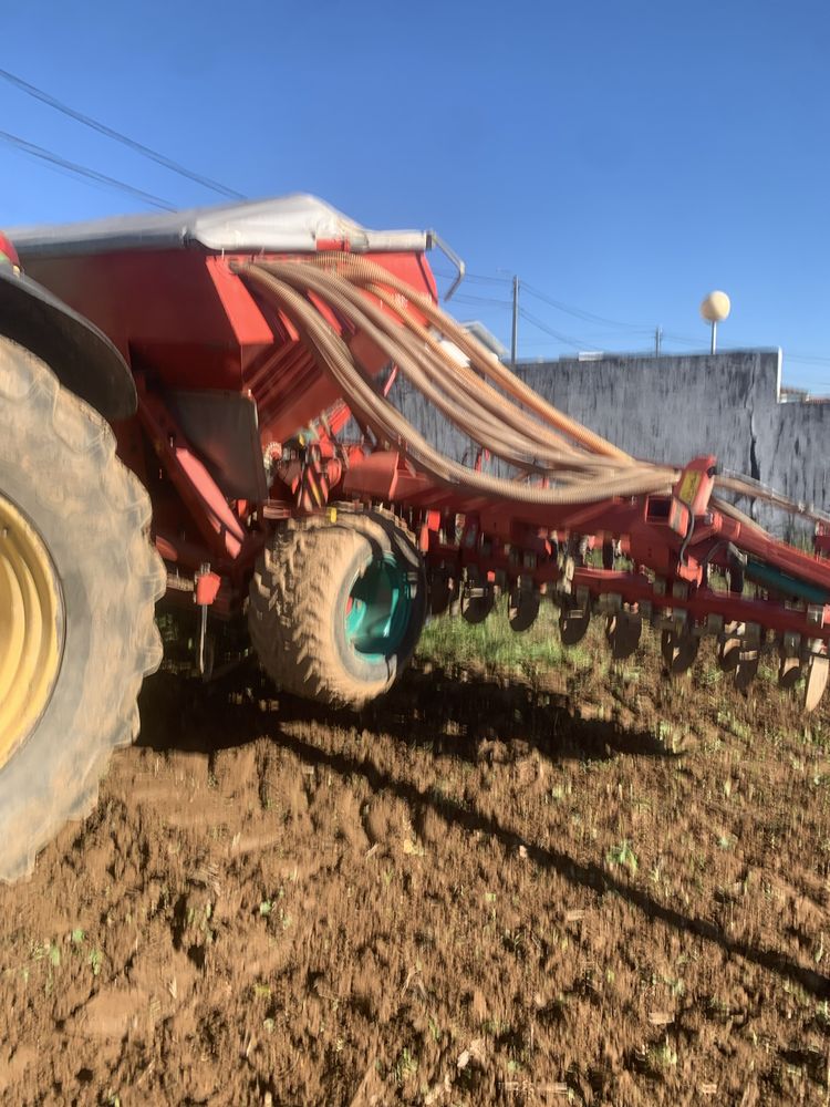 Vendo  semeador de pequenos sereais