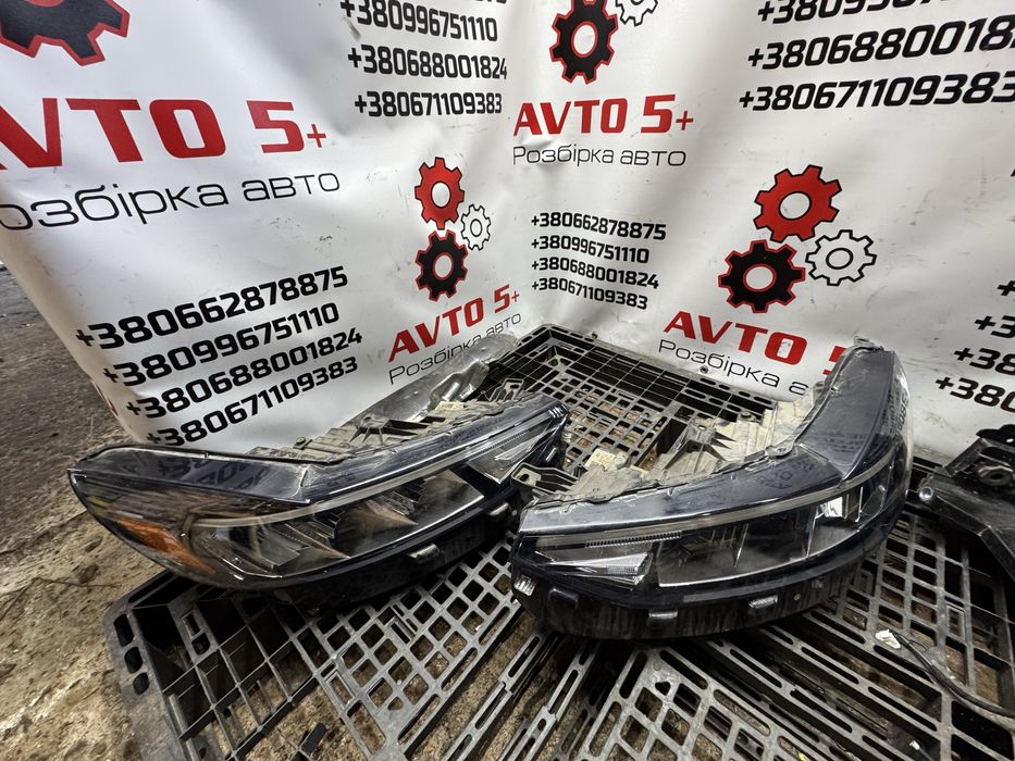 Фара передня ліва права Ford Kuga Escape Mk4 Active  2023рік usa