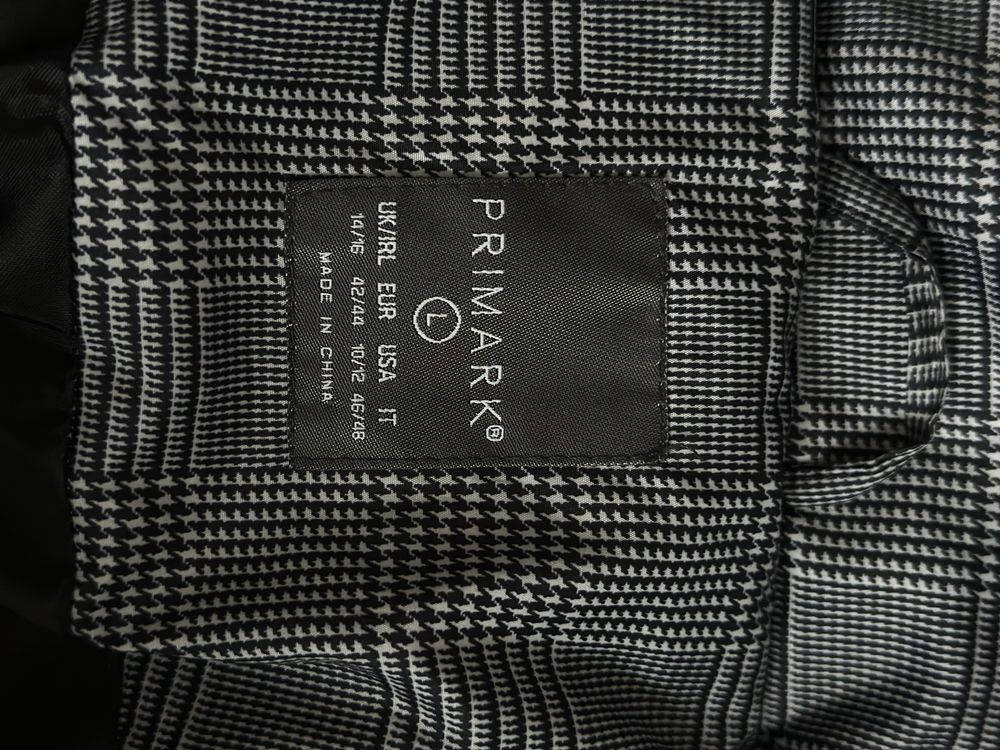 Куртка жіноча Primark.