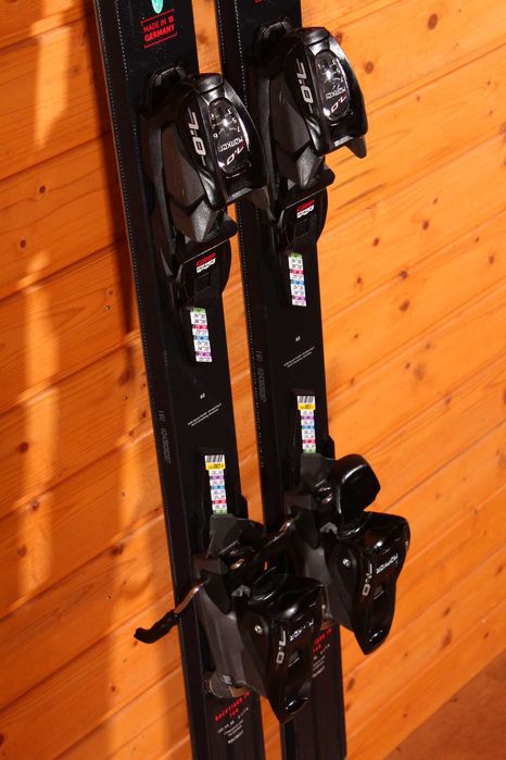 Narty dziecięce Volkl Racetiger 2025 + Marker 7.0, 160 cm, stan BDB !!