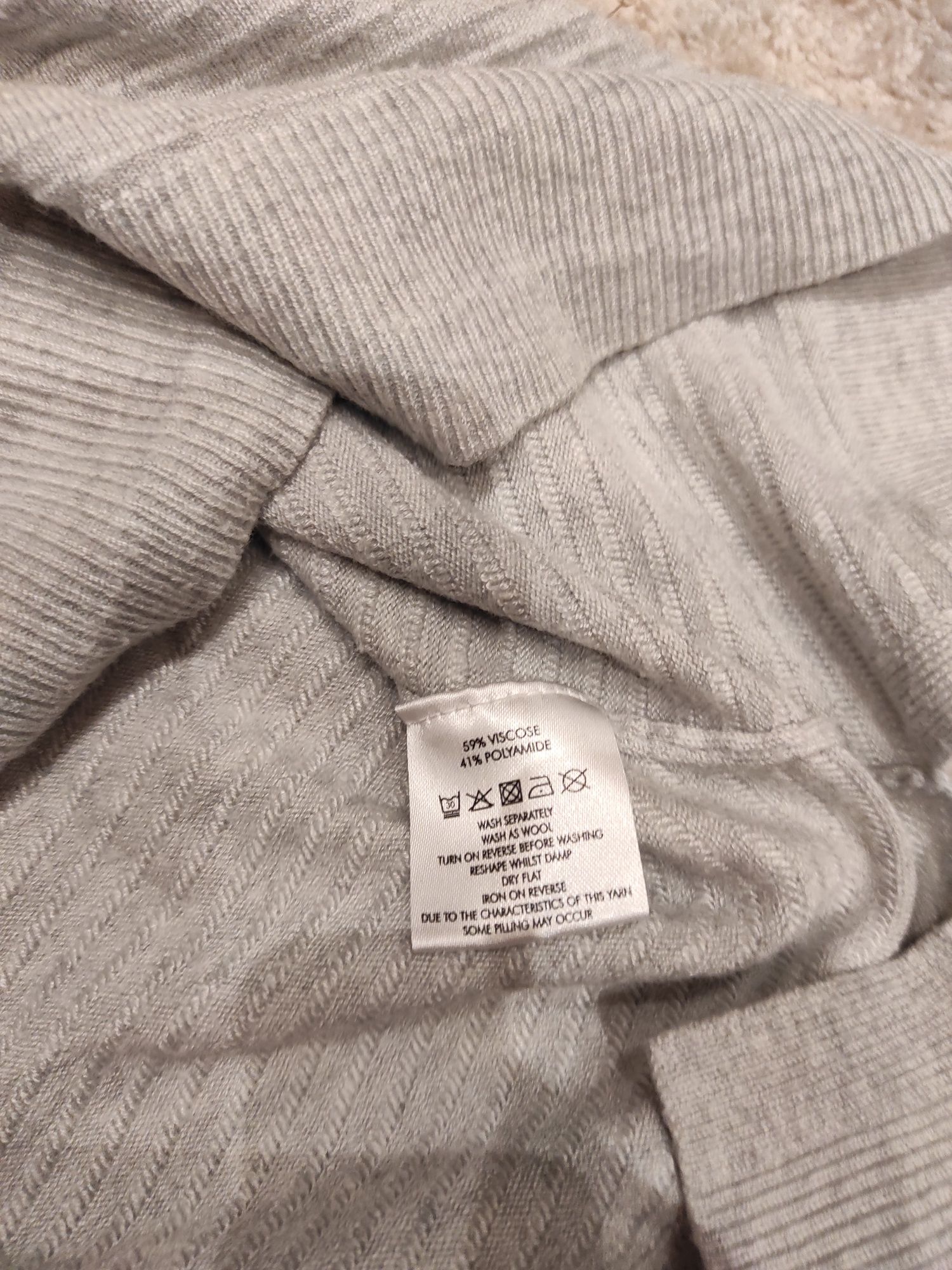 Oliver Bonas szary sweter